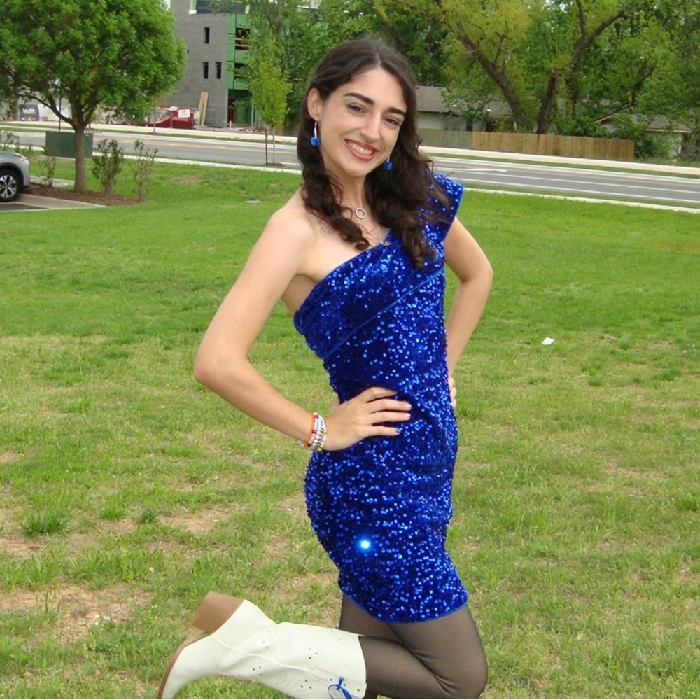 Meet your Posher, Valentina